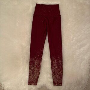 Beyond Yoga Alloy Maroon/Purple/Gold Speckle/Splatter Ombré Leggings- Size XS